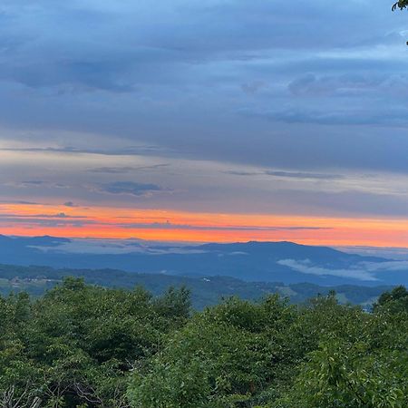 102 Arrow Wood Rd By Carolina Stays Beech Mountain Dış mekan fotoğraf